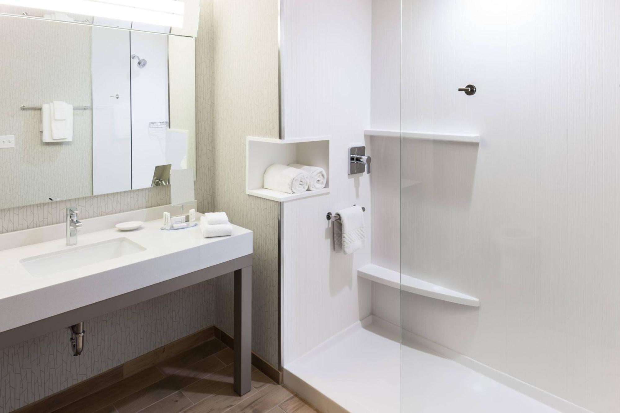 Courtyard By Marriott Fort Worth Historic Stockyards 3*
